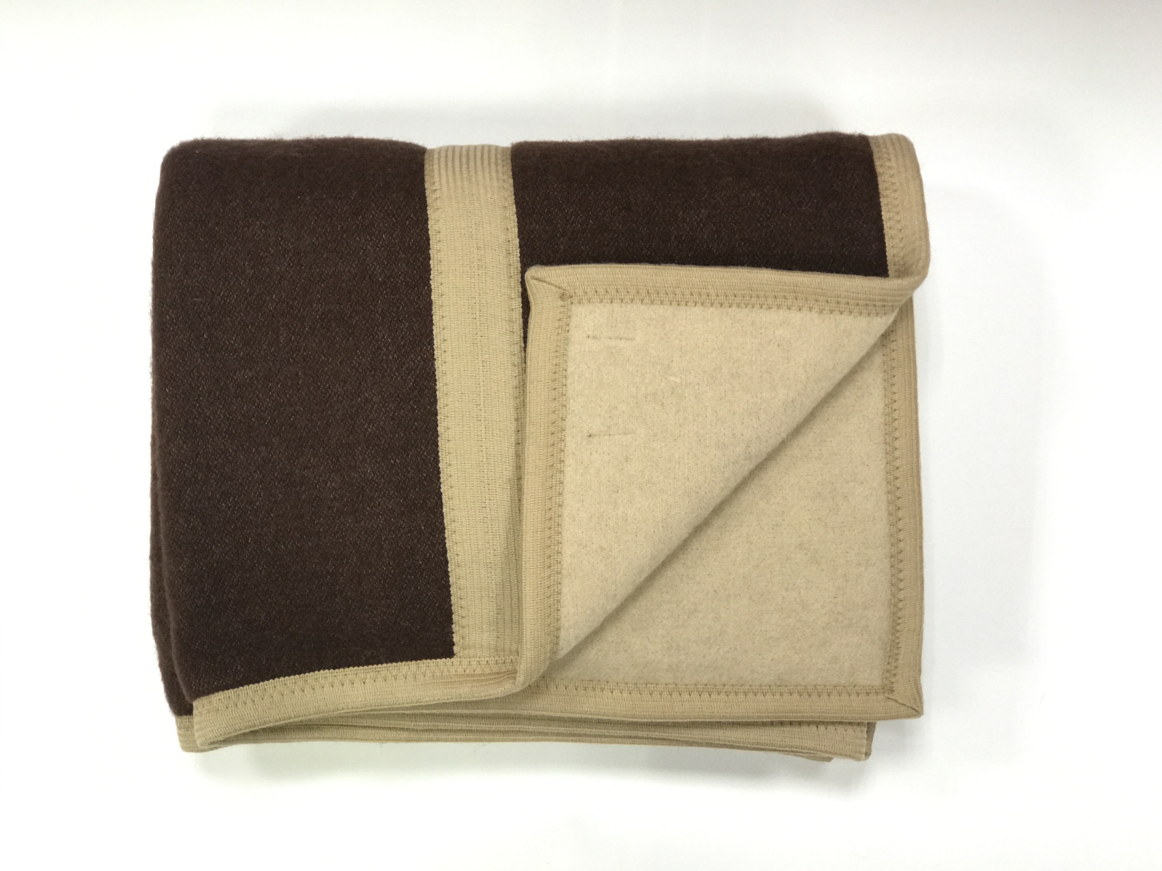 Одеяло 200х220 см. 100% новозеландская шерсть беж.коричневый