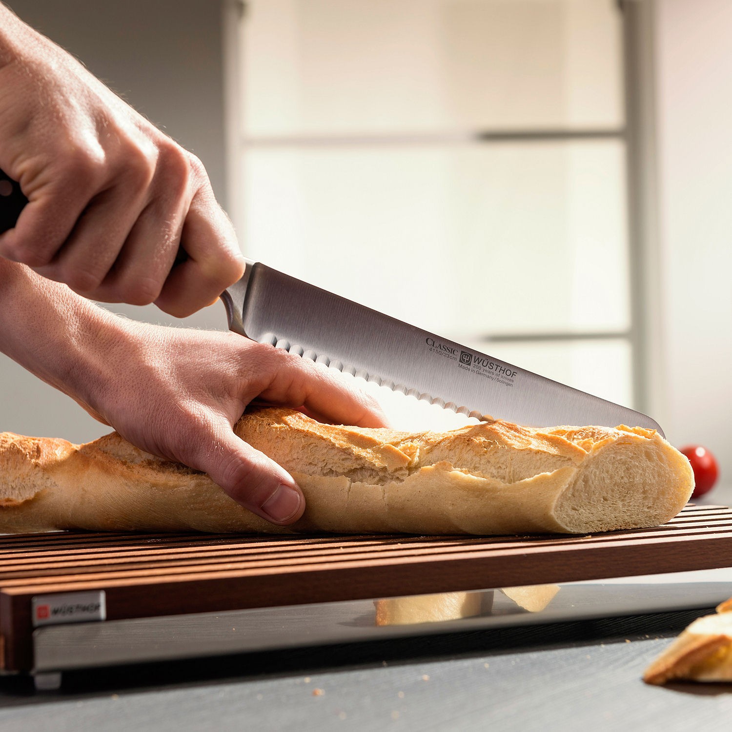 Нож кухонный для хлеба 20 см, серия Classic, WUESTHOF, Золинген, Германия