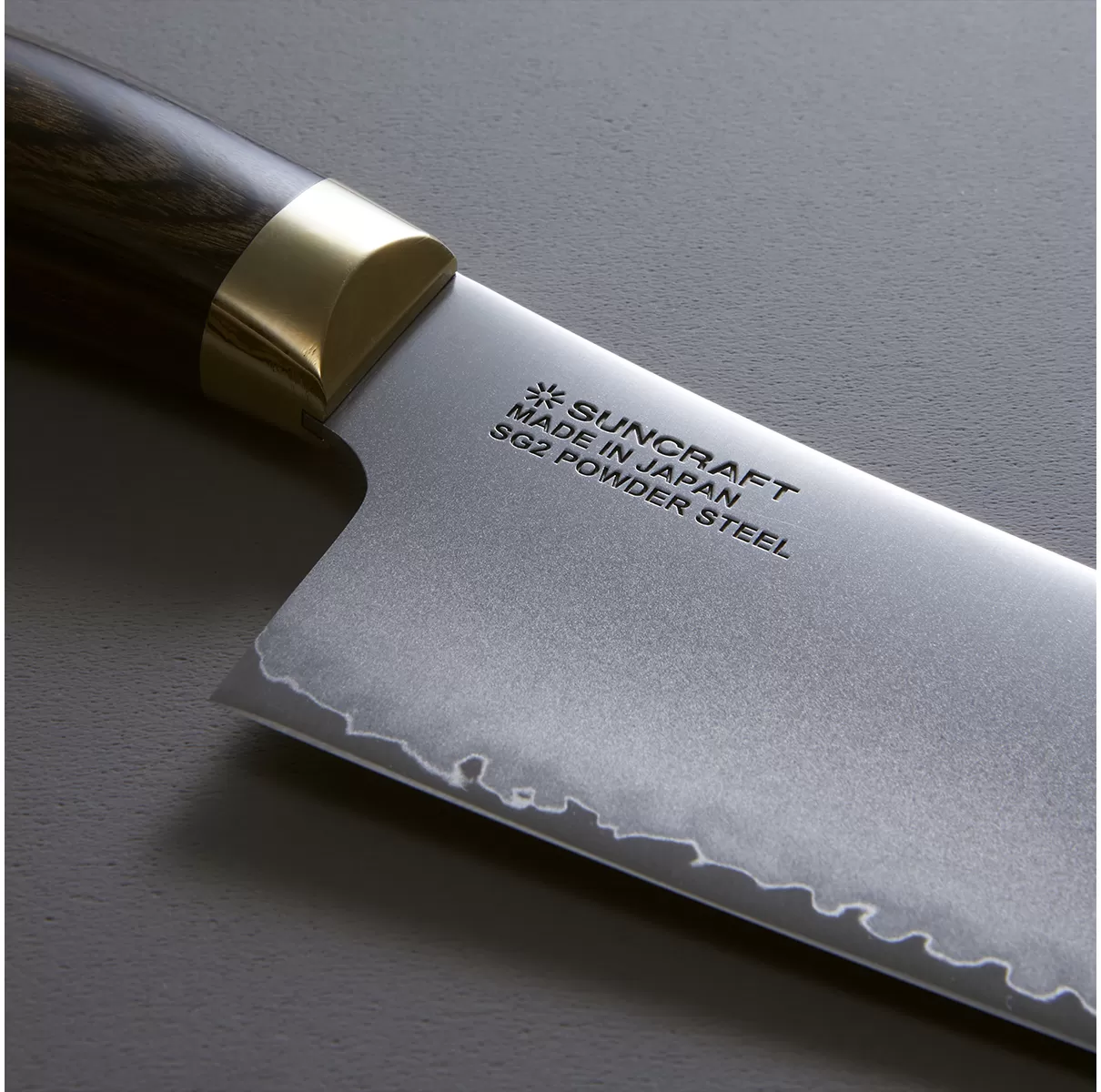 Нож кухонный Шеф SUNСRAFT (Elegancia) 200мм сталь SG-2 63-64 HRC Япония